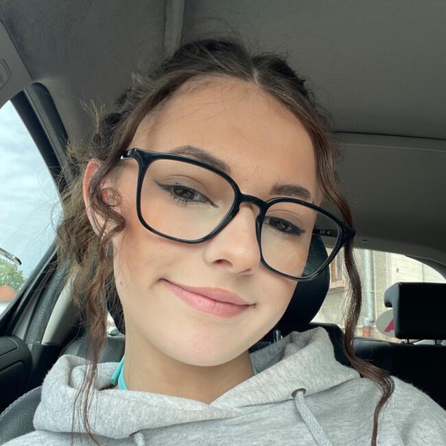 Babysitter in Ungersheim: Hermione