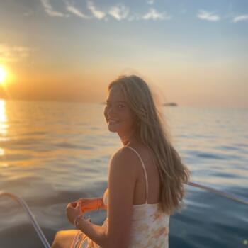 Babysitter in Bentelo: Carlijn