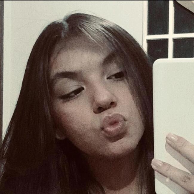 Babysitter in Governador Valadares: Ângella