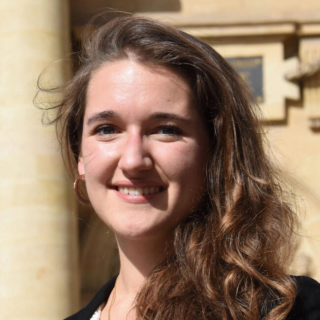 Babysitter in Lausanne: Mathilde