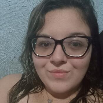 Babá em Sorocaba: Júlia