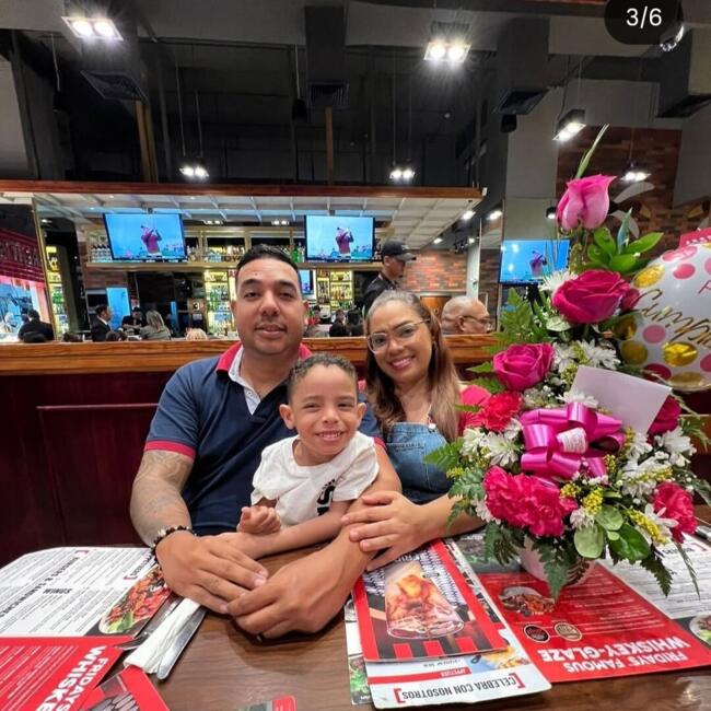 Babysitting job in Panama City: Luis Eduardo Fernández
