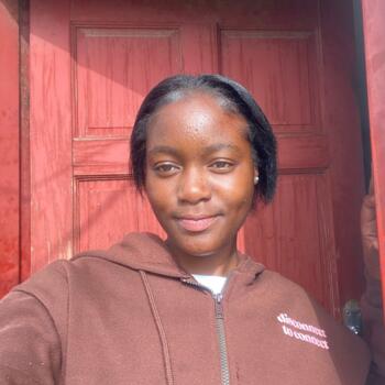 Babysitter in Midrand: Glory