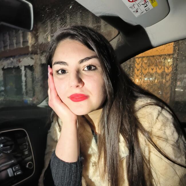 Babysitter in Catania: EsterVanessa