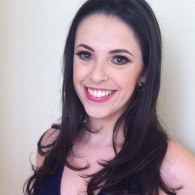 Babysitting job in Blumenau: Ana Beatriz