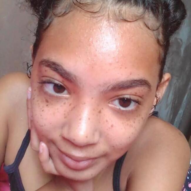 Babysitter in Trinidad: Ciara