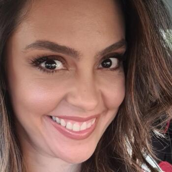 Trabalho de babysitting em Vila Nova de Gaia: Trabalho de babysitting Cris