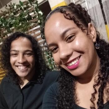 Emprego de babá em Mauá: emprego de babá Nicoly