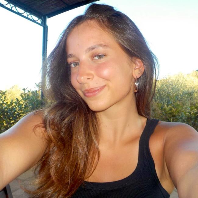 Babysitter in Zürich: Alya