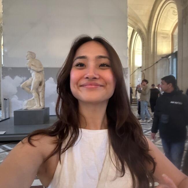 Babysitter in Sydney: Riya