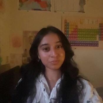 Babysitter Birmingham: Riya