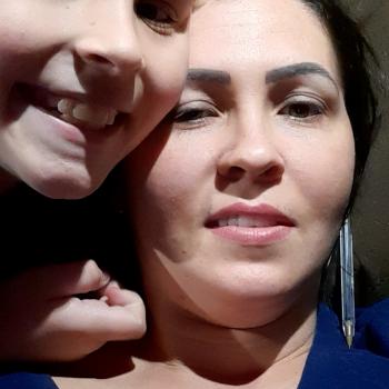 Babysitter in Blumenau: Débora balas