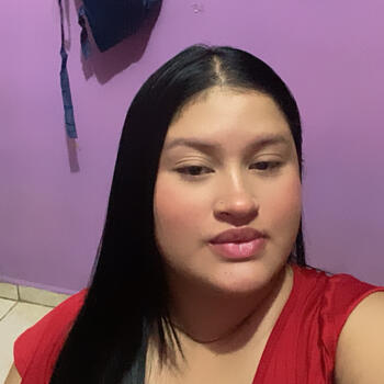 Niñera en David: Isatiz