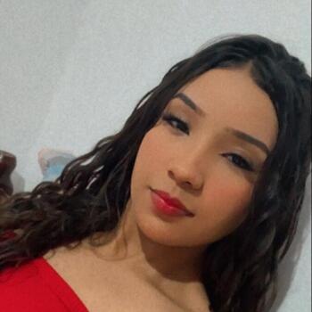 Babysitter Maringá: Ana