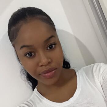 Babysitter em Amora: Márcia de Jesus