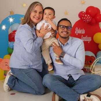 Δουλειά για babysitter στην περιοχή Ciudad Nezahualcoyotl: δουλειά φύλαξης παιδιών Angel