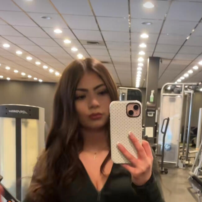 Babysitter in Indianapolis: Marlen