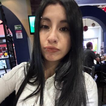 Babysitter in Limerick: Valeria