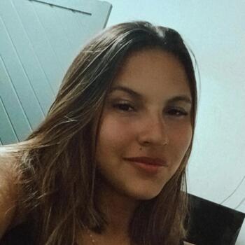 Babá em Parnamirim: Franciele