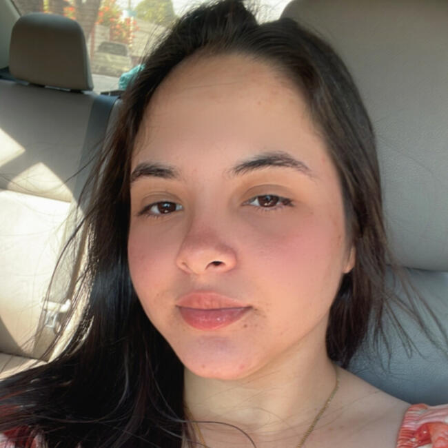 Babá em Dourados: Letícia