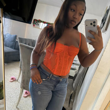 Babysitter Miami: Gisela