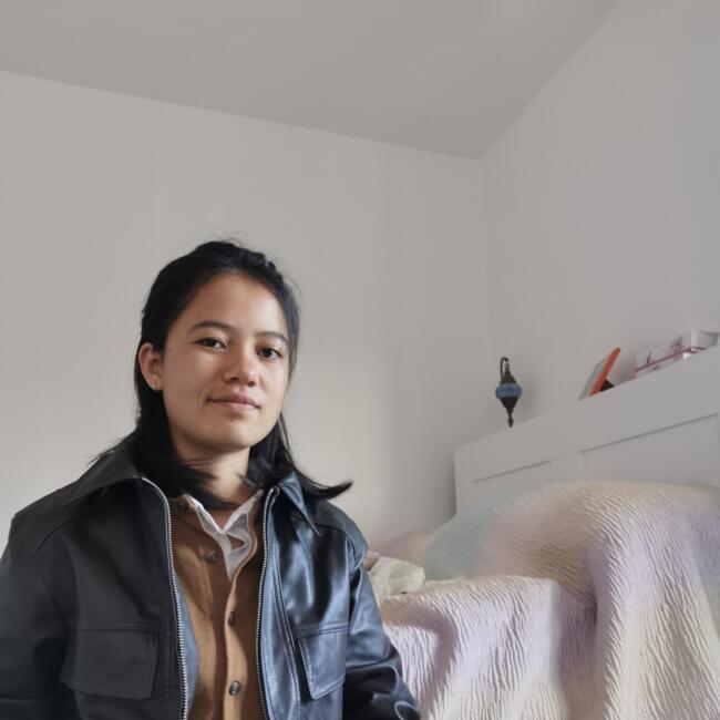 Babysitter in Munich: Oynuskha