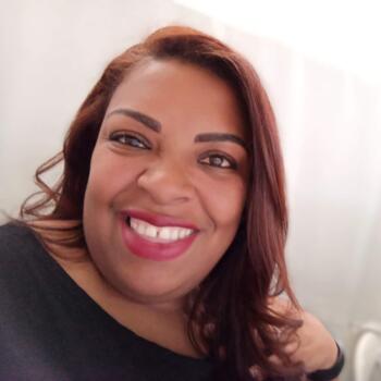 Babysitter in Jundiaí: Daisy