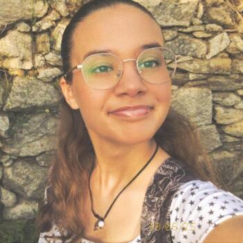 Babysitter in Viana do Castelo: Luna