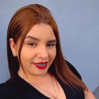 Babysitter in Uberaba: Karen