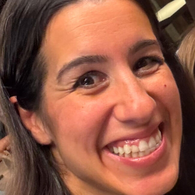 Δουλειά για babysitter στην περιοχή Πειραιάς: Μαριαλενα