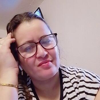 Babysitter in Montreuil: Aicha