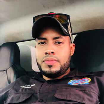 Trabajo para niñera en David: trabajo de niñera Jose luis