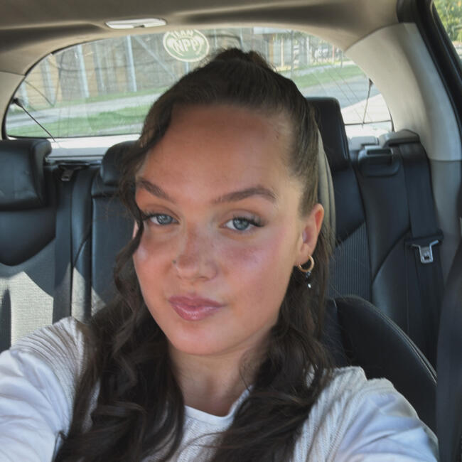 Babysitter in Lieusaint: Manon