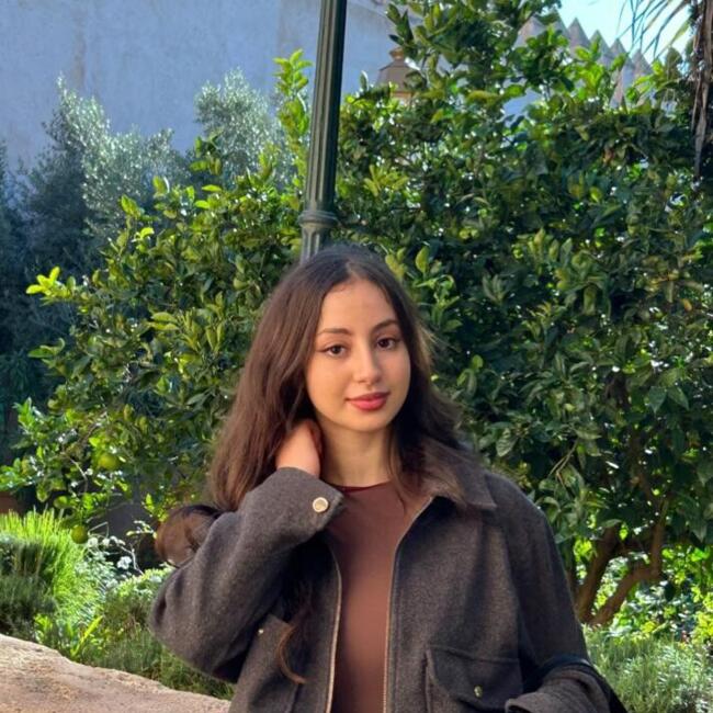 جليسة أطفال في الدار البيضاء: Hanane