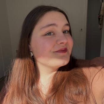 Babysitter in Tours: Mylène