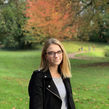 Babysitter Sin-le-Noble: Naomie