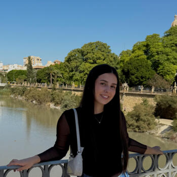 Nanny in Madrid: Adriana