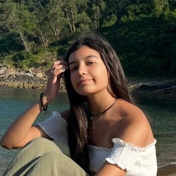 Canguro Sevilla: Clara