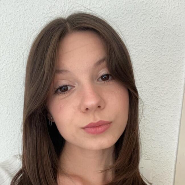 Babysitter in Caen: Lilou