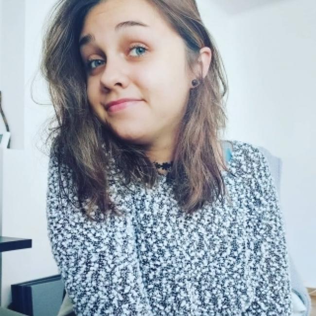 Babysitter in Namür: Téa