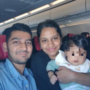 高雄市的臨時保母工作: 臨時保母工作 Abhinand