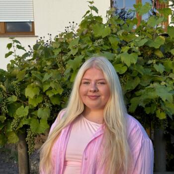 Babysitter in Poppenhausen (Hessen): Pauline