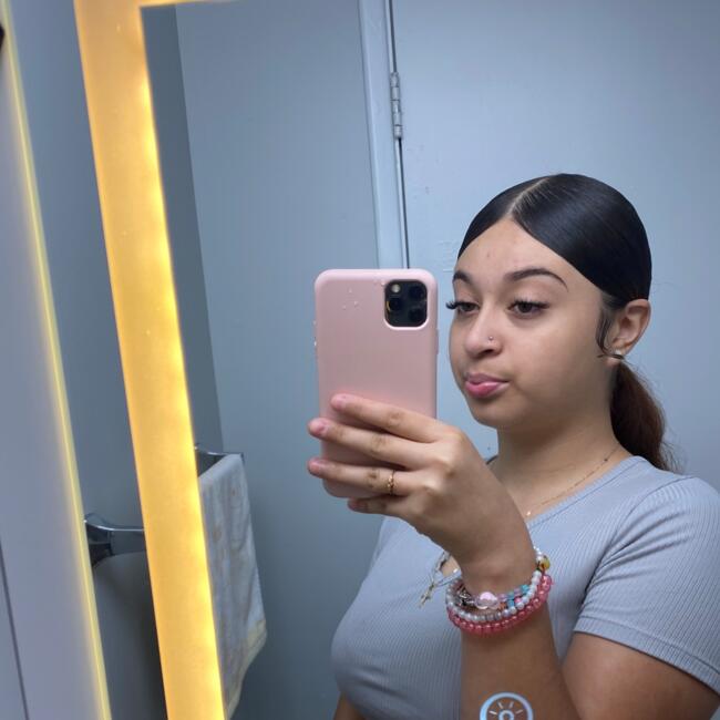 Babysitter in Beltsville: Amber