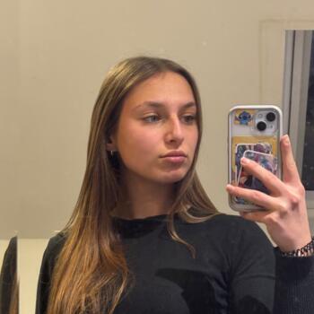 Babysitter in Gravigny: Mylene