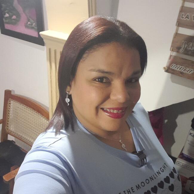 Babysitter in Medellín: Gloria