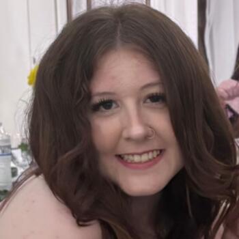 Babysitter in Coarsegold: Ella