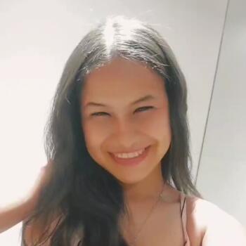 Babysitter Aracaju: Victoria