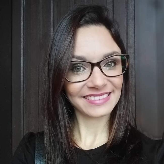 Babysitter in Blumenau: Lucy Francielle