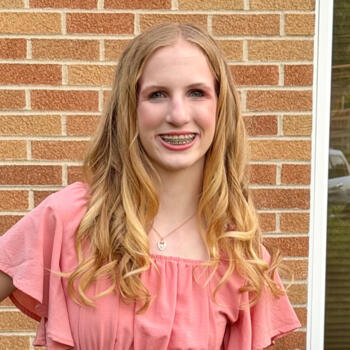 Babysitter in Westchester (Illinois): Abigail