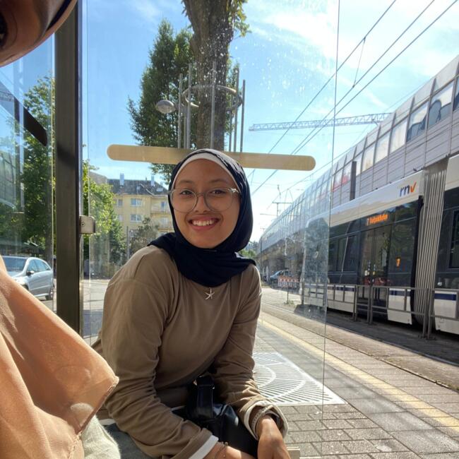 Babysitter in Ludwigshafen am Rhein: Hala